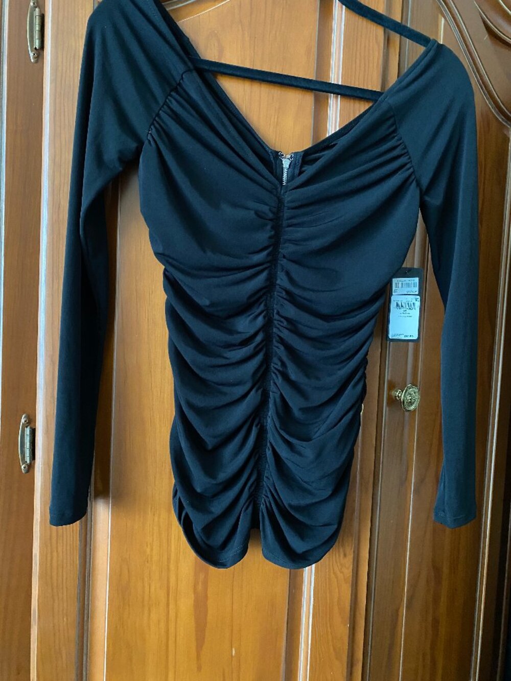 Guess rushed Black Top